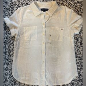 Preppy Tommy Hilfiger Button Up Shirt